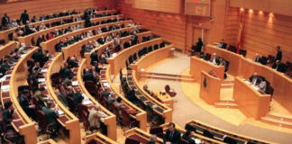 El Senado avala reforma para aumentar días de vacaciones