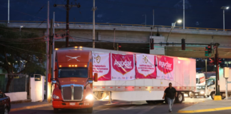 Apoyo colectivo en Nuevo León para damnificados del huracán Otis en Guerrero