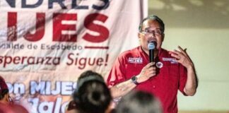 Andrés Mijes promete apoyos económicos para prevenir deserción escolar en Escobedo