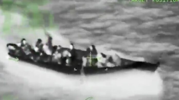guardia-costera-eeuu-intercepta-embarcacion-migrantes-paso-mona